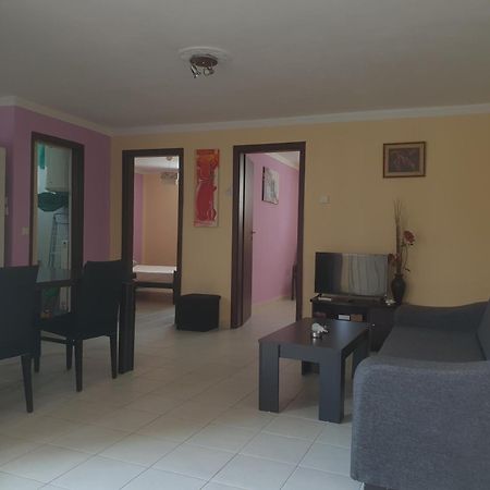 Plaza Apartments Nea Vrasna Exterior photo